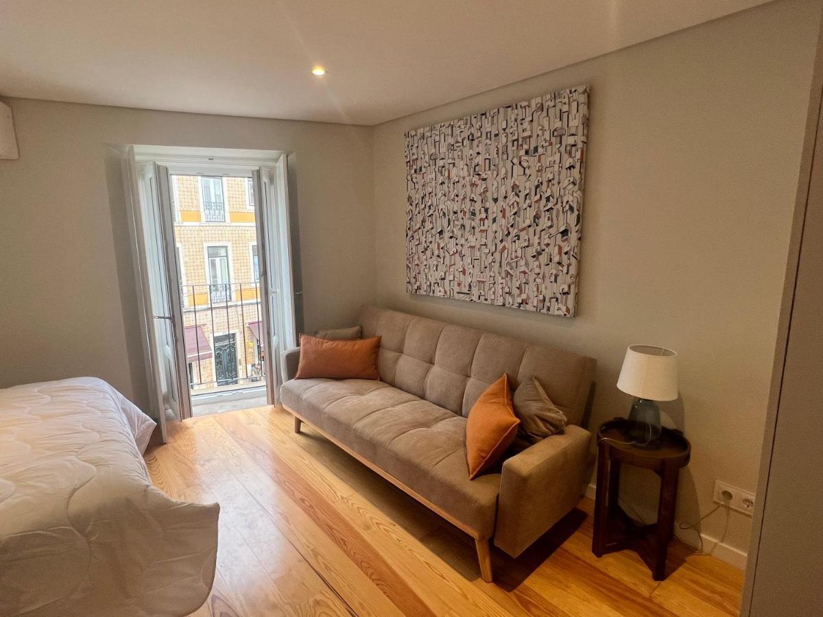 Discover Lisbons History - Stylish Apartment In Alfama Екстер'єр фото