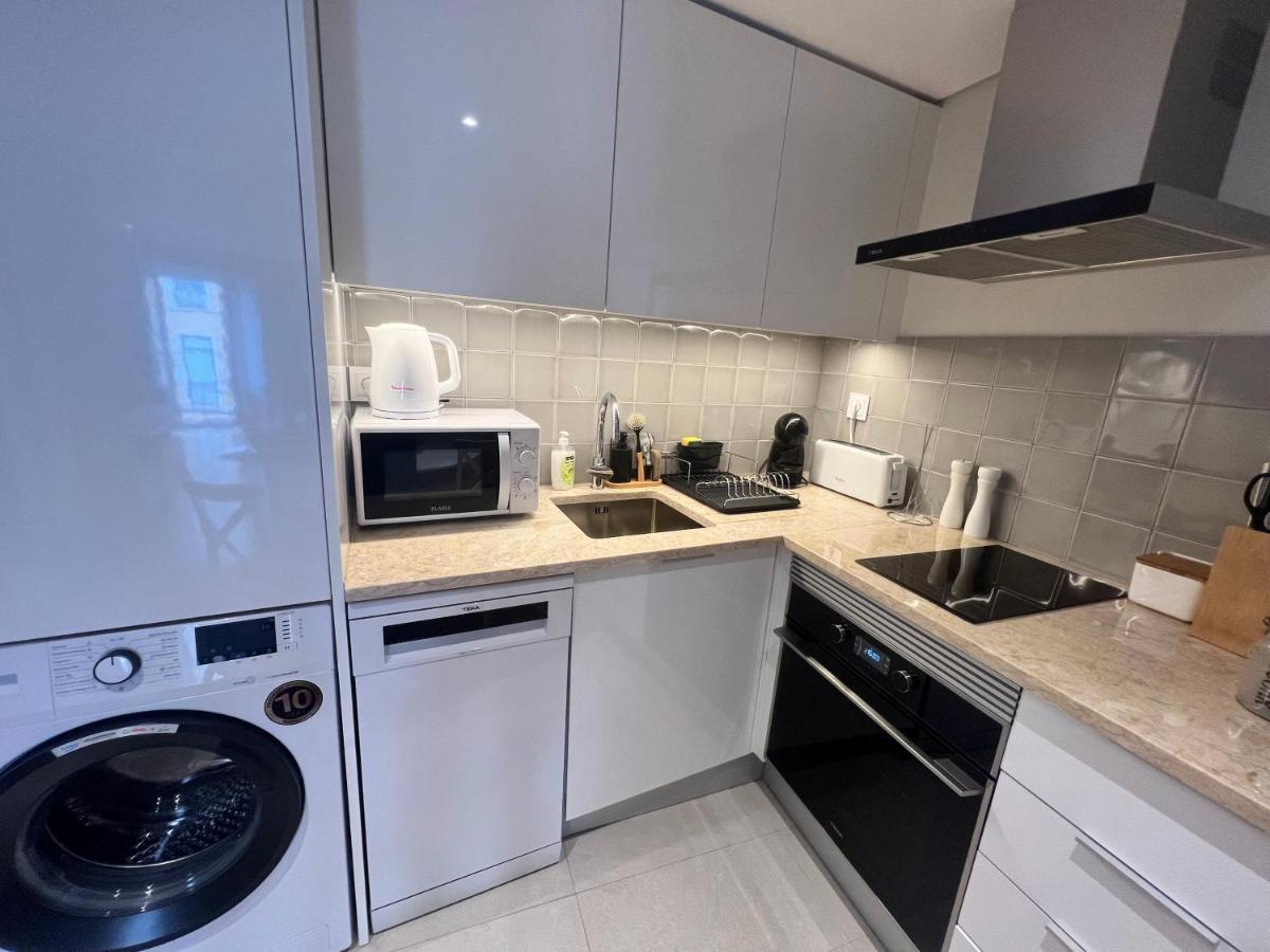 Discover Lisbons History - Stylish Apartment In Alfama Екстер'єр фото
