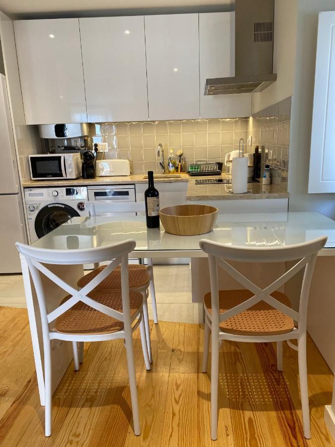 Discover Lisbons History - Stylish Apartment In Alfama Екстер'єр фото