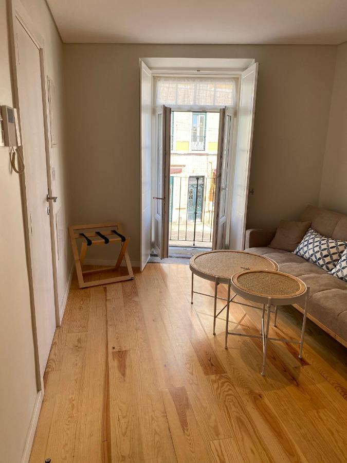 Discover Lisbons History - Stylish Apartment In Alfama Екстер'єр фото